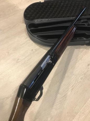 Se vende escopeta benelli premium superligera, calibre 12 y cañón corto especial conejo y becada. 
La 20
