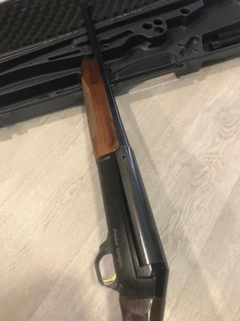 Se vende escopeta benelli premium superligera, calibre 12 y cañón corto especial conejo y becada. 
La 32