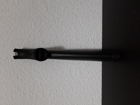 Es nueva sin uso como se puede apreciar en la fotos no tiene ni una marca de desgaste  50 euros 
O se 00