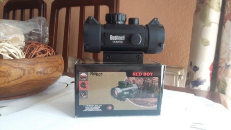 Sigo vaciando el armero: Vendo punto rojo Bushnell sin estrenar 35 euros puesto en casa 00