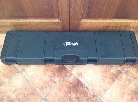 Vendo carabina Walther lg300 con su maletín original, con las herramientas, manuales y blanco de pruebas, 02