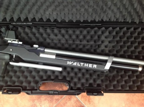 Vendo carabina Walther lg300 con su maletín original, con las herramientas, manuales y blanco de pruebas, 41