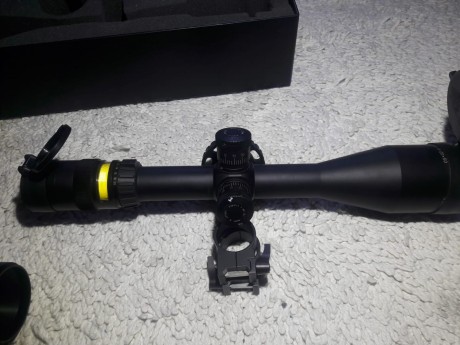 Pongo a la venta este magnifico visor de la casa Trijicon modelo accupoint 5-20X50.
La reticula es mildot 10