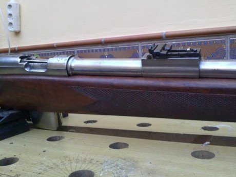 Vendo cargador para carabina Destroyer 9 largo.
Esta usado pero en buenas condiciones de chapa, sin oxido 131
