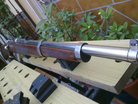 Vendo cargador para carabina Destroyer 9 largo.
Esta usado pero en buenas condiciones de chapa, sin oxido 142