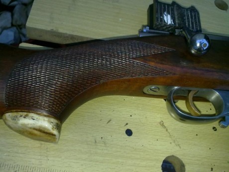 Vendo cargador para carabina Destroyer 9 largo.
Esta usado pero en buenas condiciones de chapa, sin oxido 141