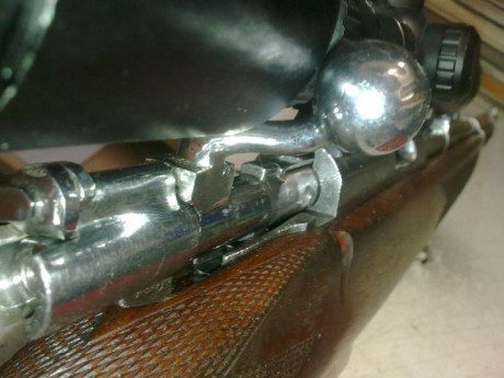 Vendo cargador para carabina Destroyer 9 largo.
Esta usado pero en buenas condiciones de chapa, sin oxido 161