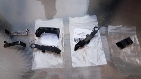 Se vende lote de accesorios para Glock 17, 19 y otras

Todo nuevo y original

Alza metálica de 6,1 de 00