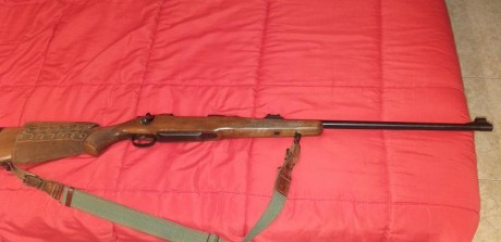 Pues eso,que vendo en 500e ocambio por rifle de palanca(44mg,444 o 45-70)rifle cz 550 en 300 wm.el rifle 02