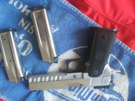Pongo a la venta mi pistola SPS STANDARD PLUS II de 5 pulgadas y 9mm Parabellum. Pistola para IPSC en 30