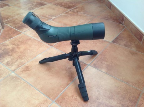 Vendo telescopio terrestre swarovski con objetivo de 65 mm de diámetro y ocular de 20-60 aumentos.

Ideal 00