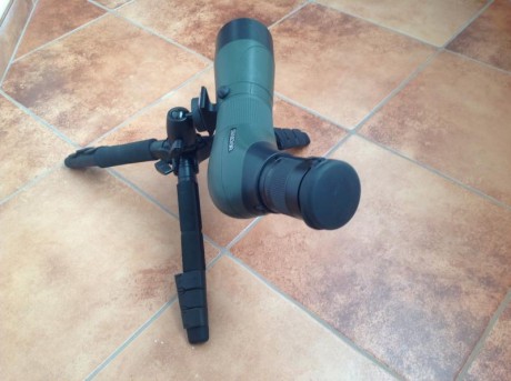 Vendo telescopio terrestre swarovski con objetivo de 65 mm de diámetro y ocular de 20-60 aumentos.

Ideal 11