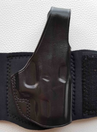 :tanque^: 

Muy buenas, pongo a la venta los dos siguientes artículos:

 :arrow:    Una funda tobillera 12