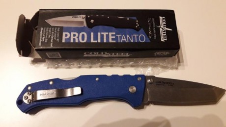 Vendo navaja cold steel pro lite tanto edicion andrew demko , muy bonita con cachas azules  , nueva a 01