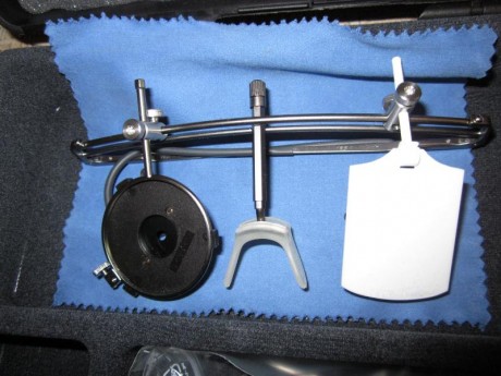 Hola.
Pues vendo estas magnificas gafas para tiro, KNOBLOCK.
Están en perfecto estado, pues han sido utilizadas 01