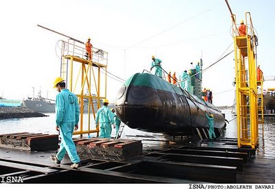 que ventajas (aparte de lo económico) pueden tener estos submarinos?

supongamos que eeuu envía su flota 80