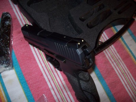 Vendo esta P-30, casi sin uso, con todos sus extras, maletín original y si se recoge en mano regalo dos 00