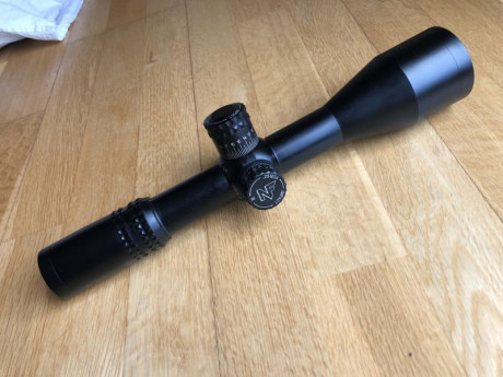 Vendo visor NightForce ATACR 5-25x56 con retícula MOAR.
El visor tiene un año (sólo caza) y está perfecto, 51