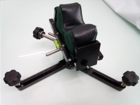 TORRETA LIGERA SINCLAIR
PRECIO: 115 EUROS CON EL ENVIO INCLUIDO
MAS DATOS EN EL ENLACE INFERIOR

 https://www.brownells.es/SINCLAIR-BENCHREST-STYLE-LIGHTWEIGHT-REST-Sinclair-Lightweight-Rest-Complete-w-RT-3-SINCLAIR-INTERNATIONAL-Aluminum-Belt-Mount-749008078 01