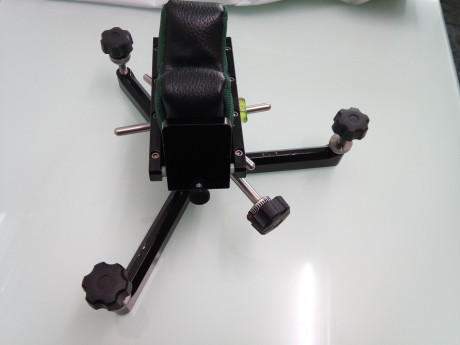 TORRETA LIGERA SINCLAIR
PRECIO: 115 EUROS CON EL ENVIO INCLUIDO
MAS DATOS EN EL ENLACE INFERIOR

 https://www.brownells.es/SINCLAIR-BENCHREST-STYLE-LIGHTWEIGHT-REST-Sinclair-Lightweight-Rest-Complete-w-RT-3-SINCLAIR-INTERNATIONAL-Aluminum-Belt-Mount-749008078 00