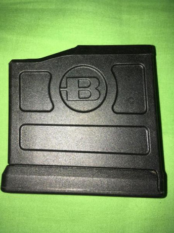 Hola se venden los siguientes accesorios.
Los precios incluyen envio a domicilio por Correos. 

Cargador 12