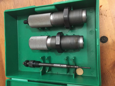 Buenas lo dicho, vendo Dies RCBS 7x57 en 40€, y Dies Lee 30 Mauser +100vainas+caja en 45€
Están en Huelva
También 02