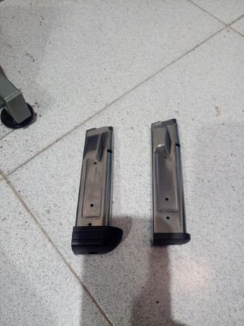 Dos cargadores  de 25 del 9p
90 por unidad+ envío 01