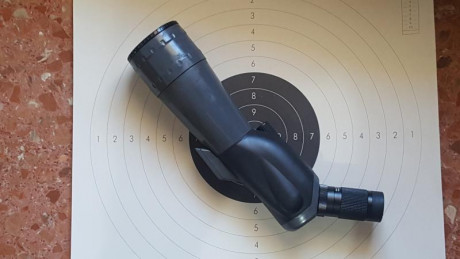 Vendo telescopio Pentaflex ST20, de gran calidad óptica, acodado en 45º,ocular zoom 20-60 X 80mm de diámetro, 00