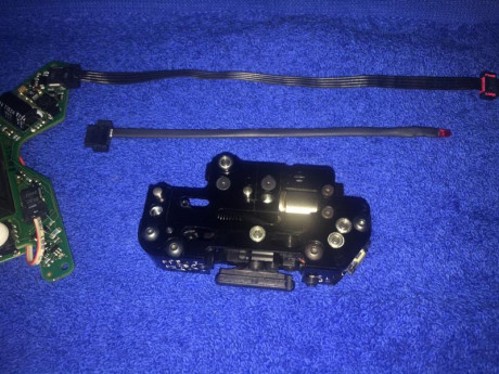 Hola compañeros, pues eso vendo un disparador electrónico nuevo, nunca montado 
Teléfono contacto 618228399
Precio 02