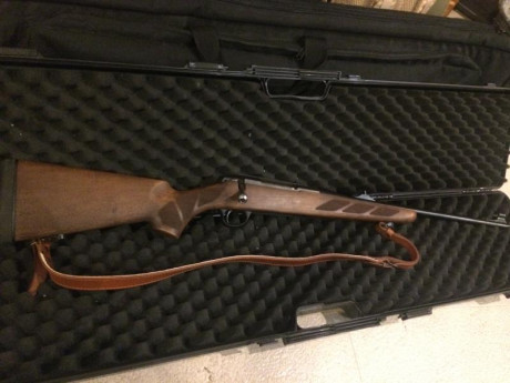 Hola, cambio tikka calibre 30-06, con muy poco uso, cargador y correa. Aceptaría cambio por fusil histórico, 01