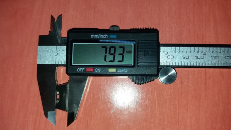 Hola amigos! ya que se muestran tantas armas buenas creo que a los propietarios de una cz 75 se nos tendría 141