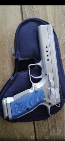 Pongo a la venta pistola Tamfoglio Limited Custom armazón estrecho (compatible con Corredera del 22), 01