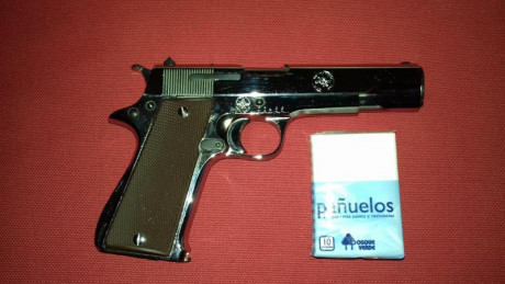  20180619_130029.jpg Vendo pistola 9mm L STAR .Es del tipo A.Está cromada y algunas partes como el alza,martillo 01
