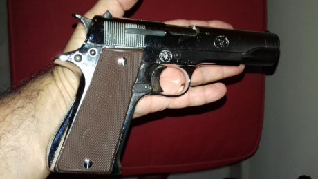  20180619_130029.jpg Vendo pistola 9mm L STAR .Es del tipo A.Está cromada y algunas partes como el alza,martillo 00