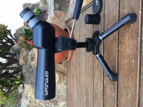Telescopio Geonaute de 15-60x60 con tripode y tapas de opticas, vendo por dejar la afición.
  50€   02