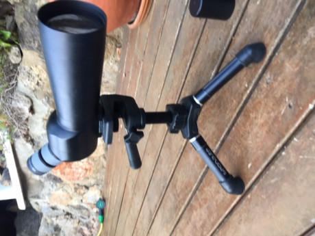 Telescopio Geonaute de 15-60x60 con tripode y tapas de opticas, vendo por dejar la afición.
  50€   00