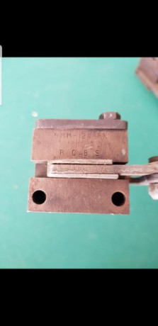 RCBS, calibre 9mm ojival, con tenazas seminueva, 80€
LEE calibre 45 punta hueca, con tenaza casi sin uso,40€
tlf-630936544 01