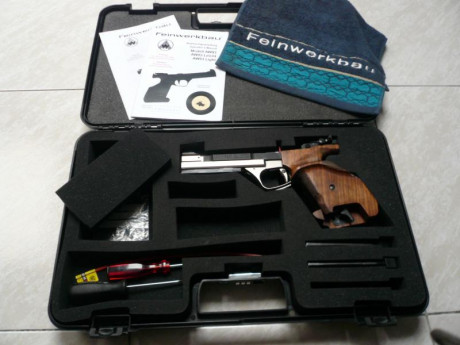 VENDIDA. PISTOLA FEINWERKBAU AW93 00