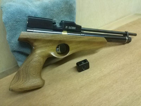 MODELO FN8-WG RAPTOR
CALIBRE 4,5
EN PERFECTO ESTADO DE FUNCIONAMIENTO
SIN MARCAS DE USO A ESCEPCION DEL 01