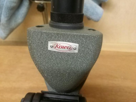 Para galerias de tiro 25 y 50m
TELESCOPIO TERRESTRE ANGULAR.
AUMENTOS DE 11X A 33X. Objetivo de 50.
USADO 01