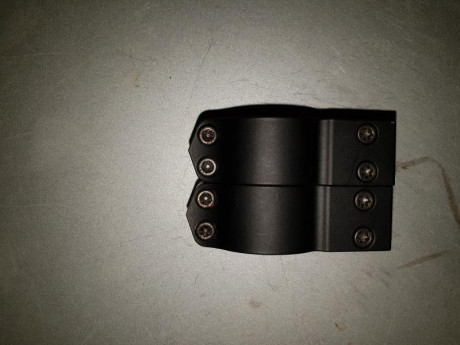 Anillad warne maxima, altas 34mm, como nuevas sin arañazos y los tornillos en perfecto estado. 60€ mas 01