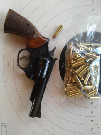 Vendo revolver ASTRA .357 Magnum. En buen estado. VENDIDO. 10