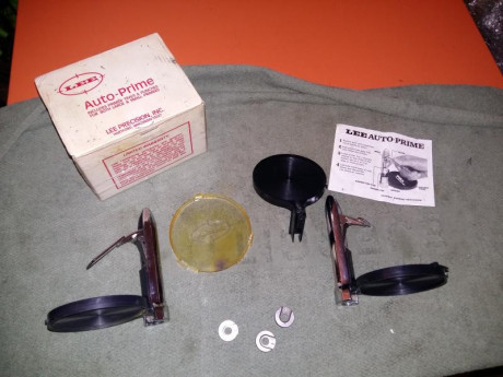 Vendo por no usar. Uno es para large pistol, otro es para small pistol. Uno tiene la leva partida, pero 00