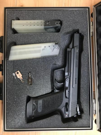 ****VENDIDA***

Una compañera vende HK USP Elite 9mm. Anteriormente solo ha tenido un dueño, que la compro 00