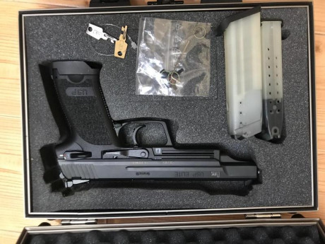 ****VENDIDA***

Una compañera vende HK USP Elite 9mm. Anteriormente solo ha tenido un dueño, que la compro 11
