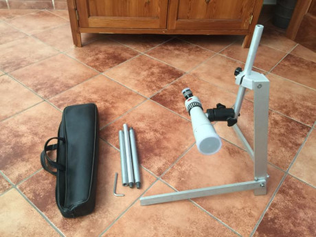 Vendo tripode marca Gehman para telescopio , se puede usar para tendido pie y rodilla, incluye funda de 00