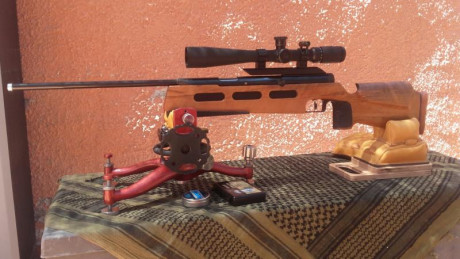 Bueno, para animar el foro un poco, propongo colgar fotos de dianas y arma usada para ello, pudiendo ser 100