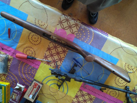 Vendo esta culata, en realidad no se para que arma es, el armero al que se la compre la tenia tirada y 11