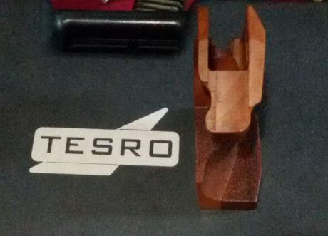 Vendo empuñadura para pistola de aire Tesro AP10, totalmente nueva a estrenar.... tamaño M
PRECIO 120 00