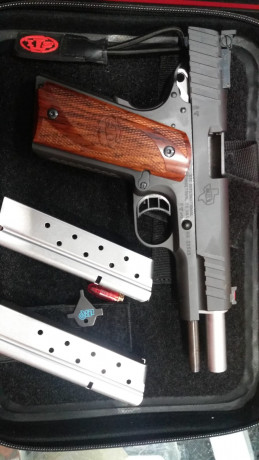 Me han pagado una de mis armas con esta STI que quiero vender , tiene 3 meses , impecable,  20 tiros ha 00